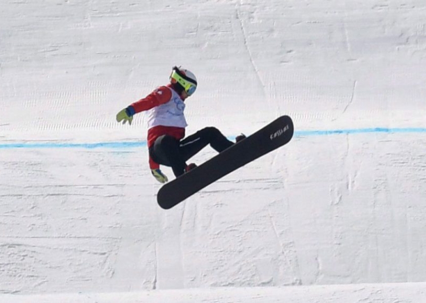 Canadian snowboarder Eliot Grondin wins bronze at world championship